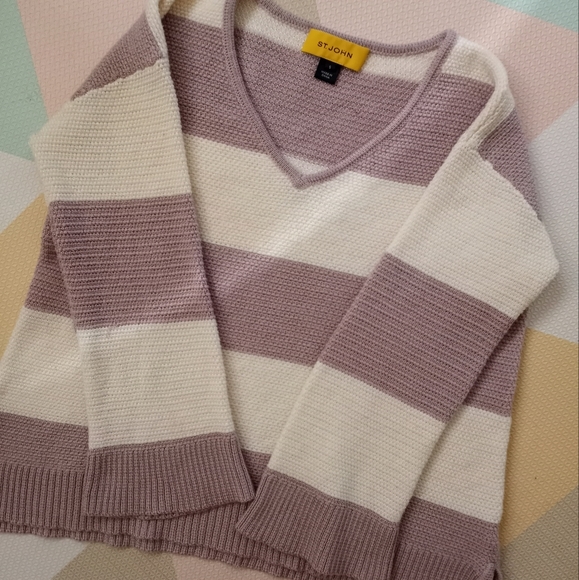 St. John V neck Stripe Top S - Picture 7 of 7